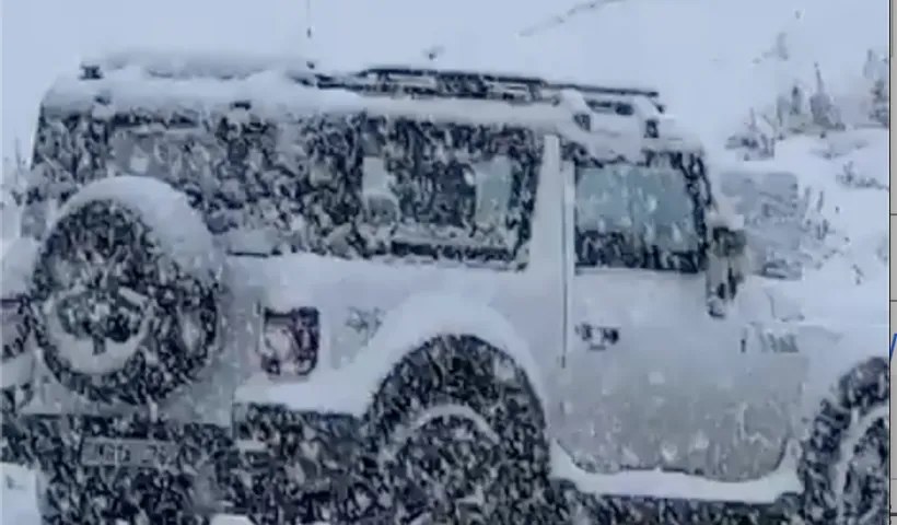 J-K: Gulmarg receives fresh snow, tourism activity picks up